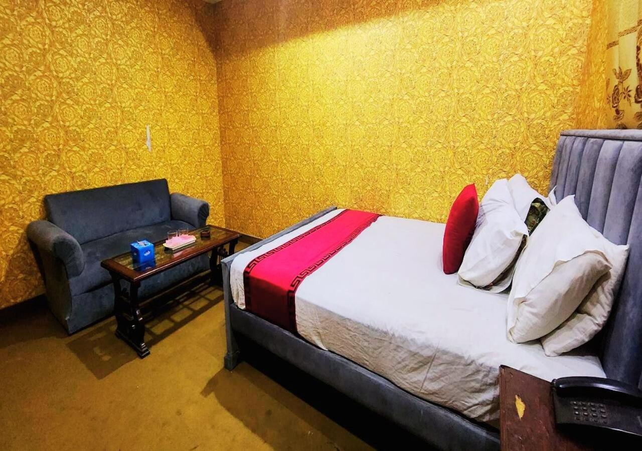 Sapphire Inn Motel Lahore Eksteriør bilde